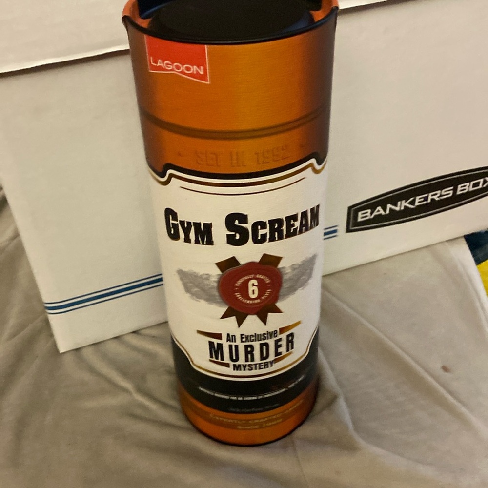 Murder Mystery Gym Scream NWOT bourbon look canister Lagoon 6-8 players 14+